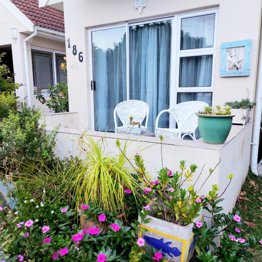 The Coelacanth Guest House And Beach Thyme Self Catering Kidd's Beach Экстерьер фото