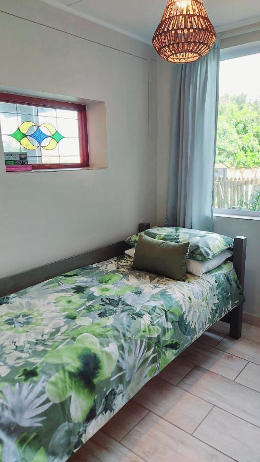 The Coelacanth Guest House And Beach Thyme Self Catering Kidd's Beach Экстерьер фото