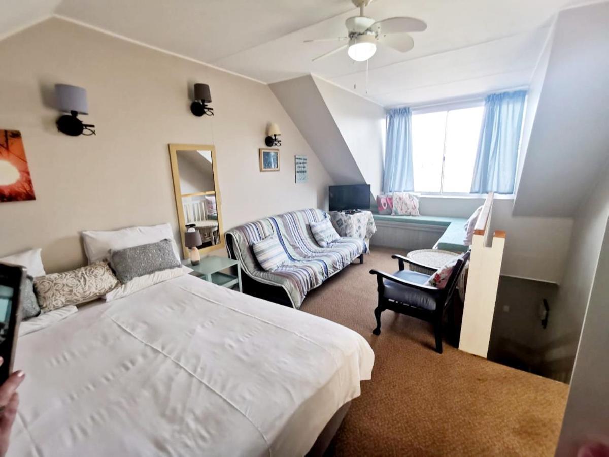 The Coelacanth Guest House And Beach Thyme Self Catering Kidd's Beach Экстерьер фото