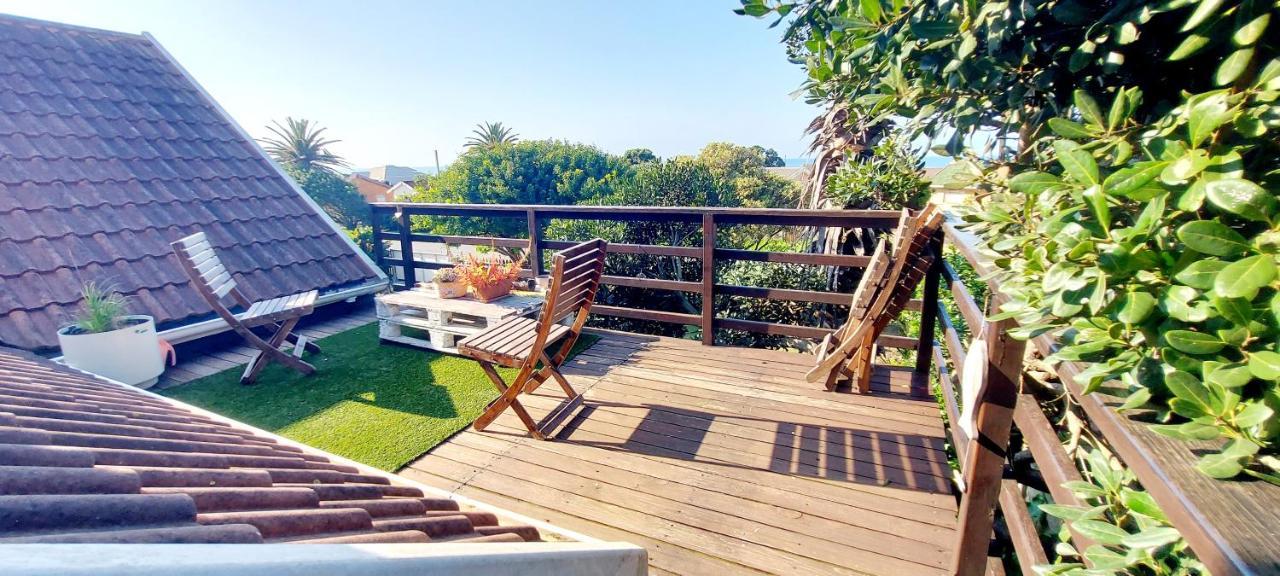The Coelacanth Guest House And Beach Thyme Self Catering Kidd's Beach Экстерьер фото