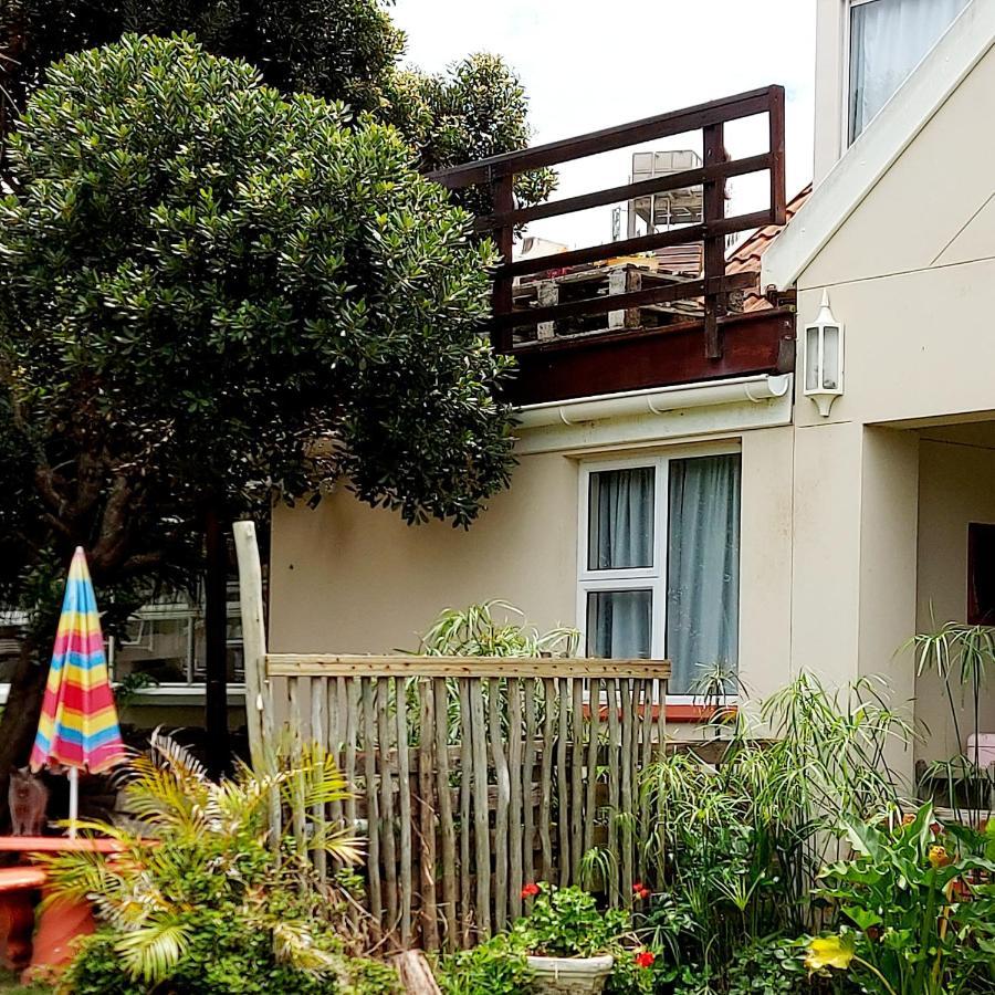 The Coelacanth Guest House And Beach Thyme Self Catering Kidd's Beach Экстерьер фото