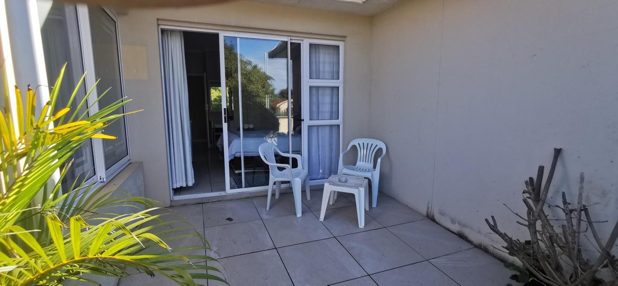 The Coelacanth Guest House And Beach Thyme Self Catering Kidd's Beach Экстерьер фото
