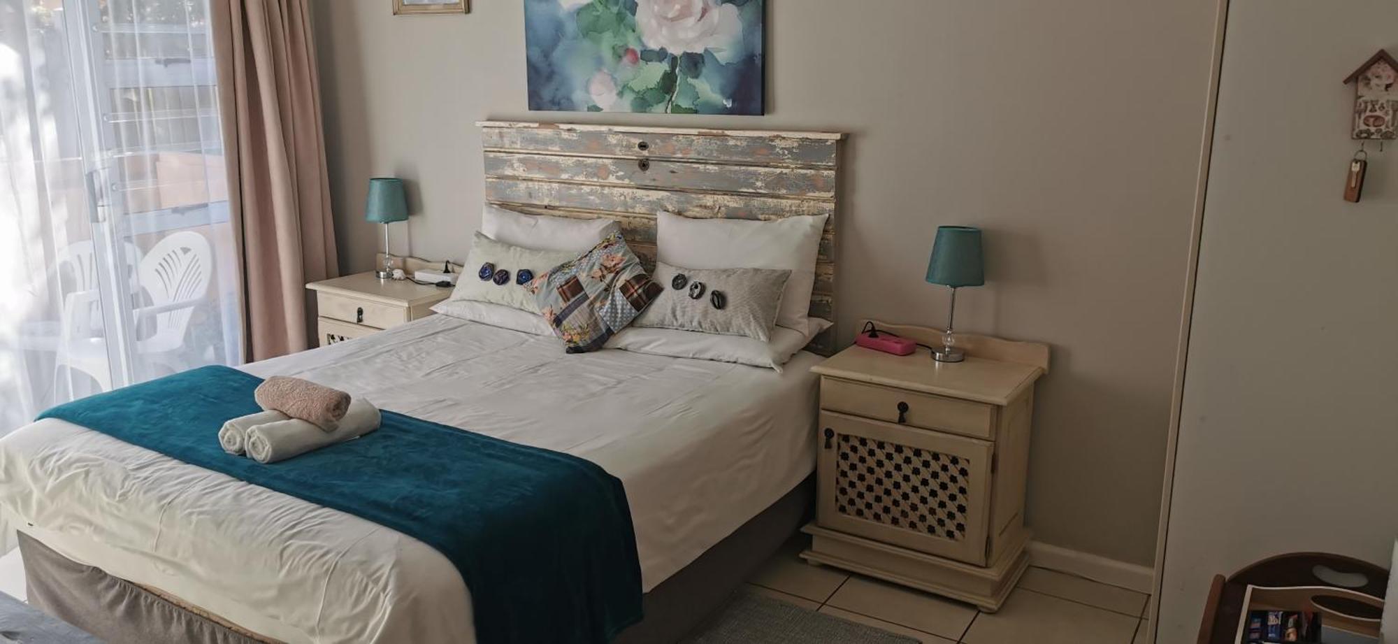 The Coelacanth Guest House And Beach Thyme Self Catering Kidd's Beach Экстерьер фото