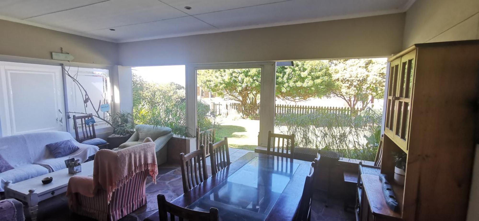 The Coelacanth Guest House And Beach Thyme Self Catering Kidd's Beach Экстерьер фото